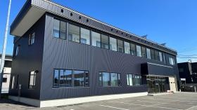 社屋の外観です