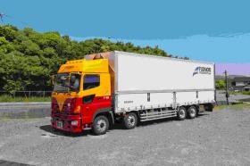 大型トラック（倉敷営業所駐車場）