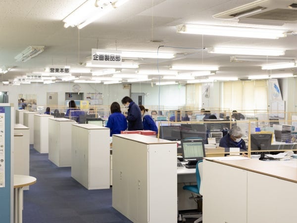 営業サポート（普通自動車運転免許）