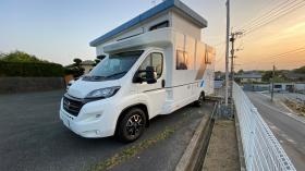 働く喜び：キャンプや旅行の福利厚生