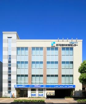 本社ビル外観（２０１８年５月竣工）