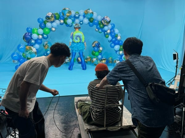 動画編集スタッフ・人気クリエイターを支える動画編集スタッフ（未経験歓迎・リモート不可）