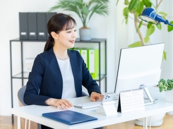 事務スタッフ募集！データ入力や書類作成など。駅チカ&残業なし