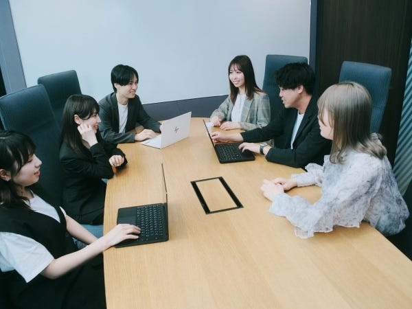 仕事の風景です！