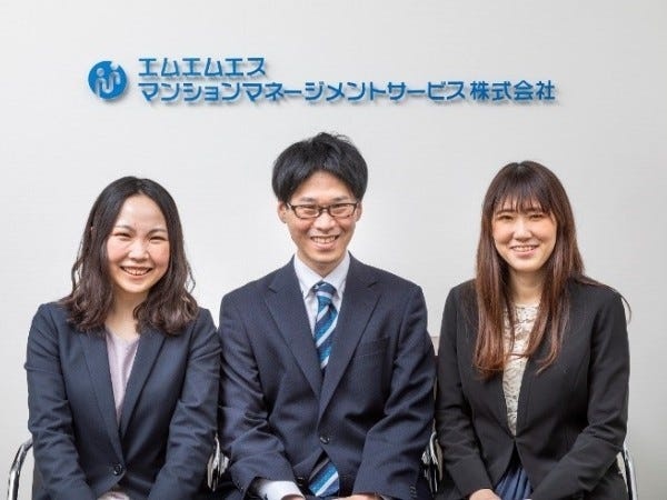 中途入社スタッフは、半数以上が異業種転職者です。資格は入社してから取得でＯＫ！ためらうことなくご応募ください