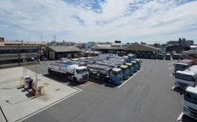 本社営業所 車庫