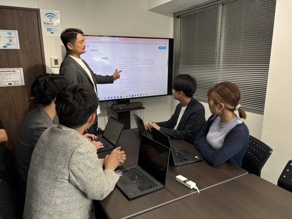 簡単なSNS投稿文章作成の事務サポートスタッフ