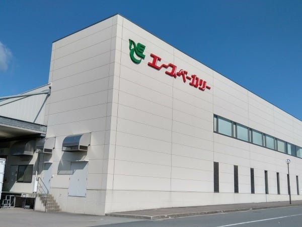 菓子製造のロングセラーを手掛ける老舗お菓子メーカーの焼菓子製造スタッフ（未経験歓迎）