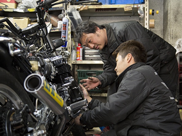 二輪自動車整備士・国産絶版バイクの整備士・絶版バイク整備士（四輪経験者も歓迎・四輪整備経験者の方も歓迎）