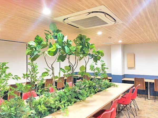 自動車教習所の動画制作担当・自動車学校の動画制作担当（正社員登用制度あり・学歴不問）