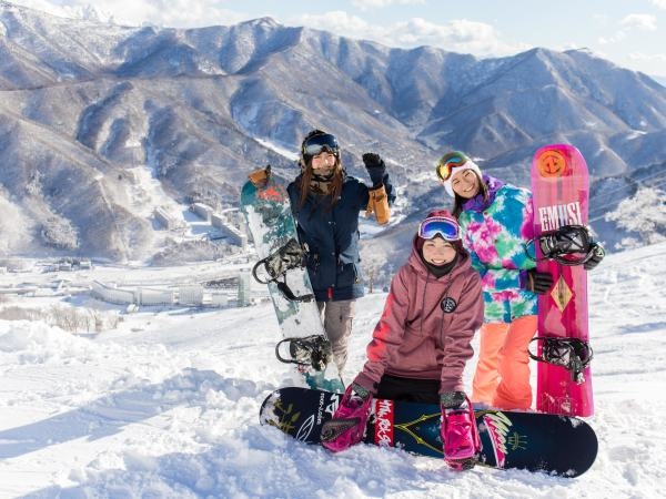 主力事業のスキー・スノボツアー。特に北信越や上越の取扱いが多くラインナップも豊富です。