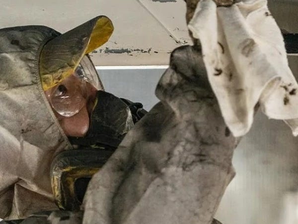 車体整備スタッフ・正社員・紫波サービスセンター（普通自動車運転免許）