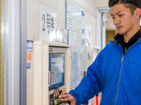 学生さんが多く活躍されています。学業との両立をサポートします。