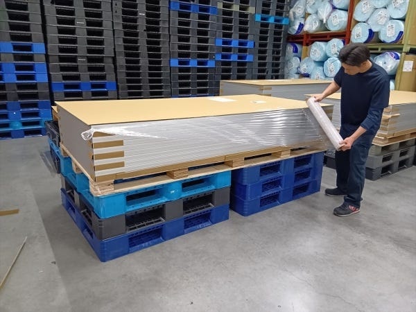 倉庫スタッフ・倉庫内