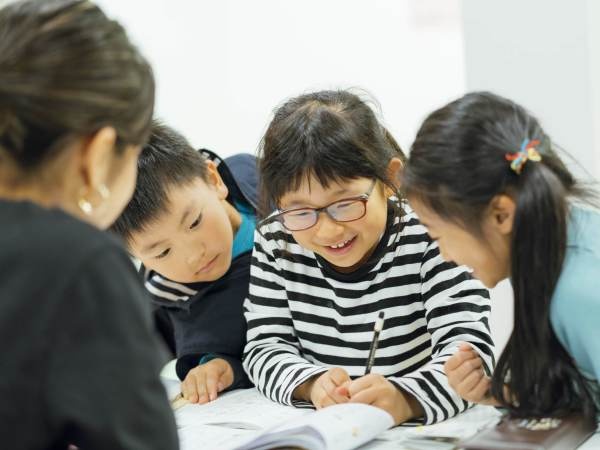 放課後児童支援員・正社員（未経験OK・賞与あり）