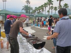 社内イベントのＢＢＱの様子です。皆で楽しくリフレッシュ！