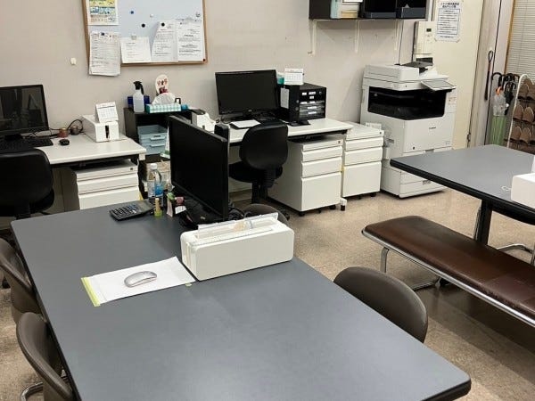 コーティングショップの受付スタッフ・スケジュール管理（学歴不問・茶髪OK）