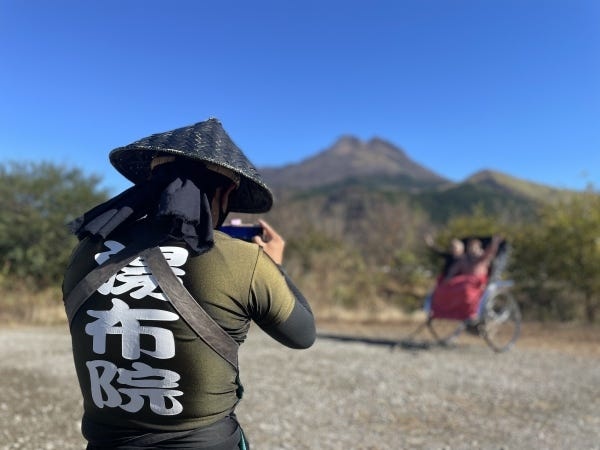 観光するのはお客様だけではありません。あなたも湯布院の様々な姿を見れます！愛すべき湯布院の光景をお客様と共に楽しみましょう♪