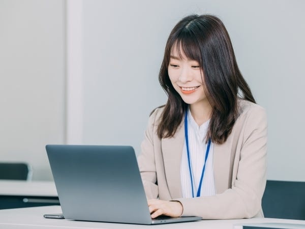 採用サポート（残業なし・在宅勤務相談可）