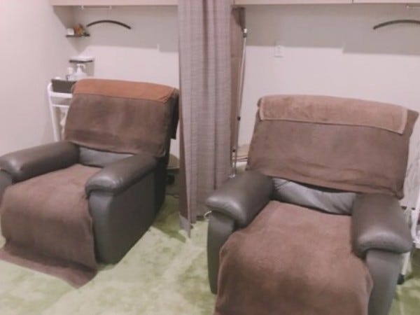 セラピスト（交通費支給あり・未経験OK）