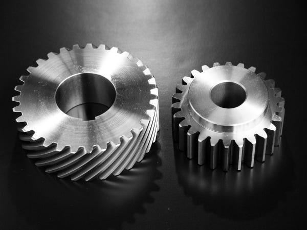 ギヤ部品の製造スタッフ・ギヤ部品を製造する機械オペレーター（転勤なし・未経験者OK）