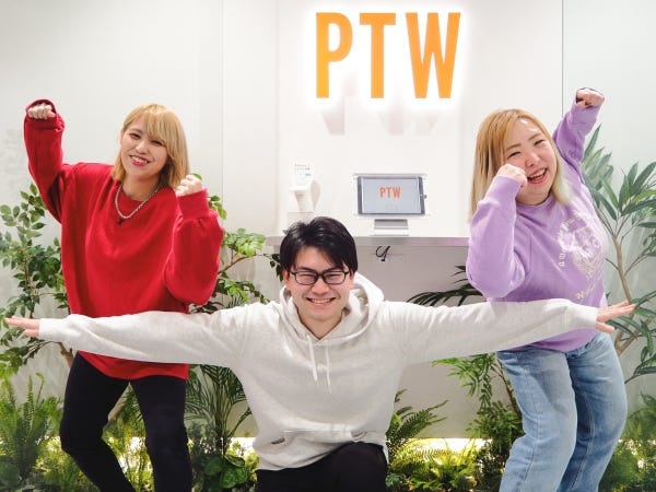 服装も髪色も自由♪デスクワークだけどおしゃれも諦めたくない人必見☆