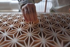 伝統木工技術「組子」で和風インテリア製品を製作しています。