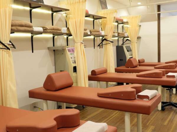 柔道整復師・契約社員（柔道整復師免許）