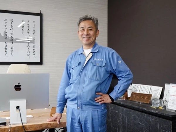 気さくで話しやすい代表。仕事やプライベートの相談をする社員もいるほど距離が近いのが魅力です♪