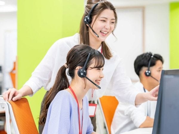 【初めてのコールセンターも！】様々な前職の方が集まっています♪