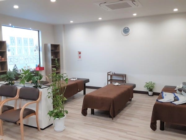 介護スタッフ・理学療法士・柔道整復師（交通費支給あり・普通自動車運転免許）