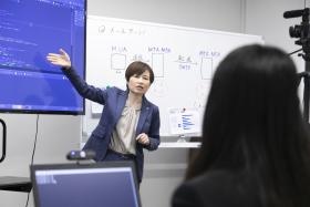 会社案内＿ページ３