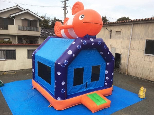 制作進行管理・大型エア遊具の提供会社でイベント運営を成功に導く機材品質管理