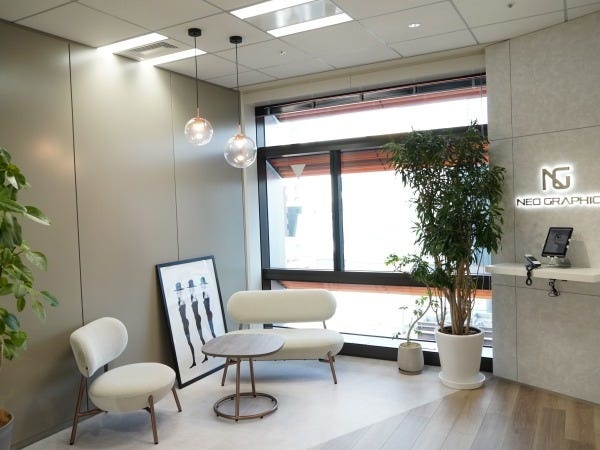 お客様をお迎えするエントランスです。