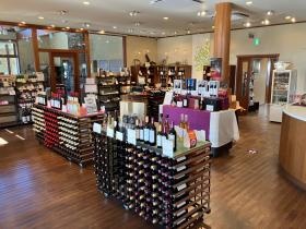 ワイナリー直営ワインショップ