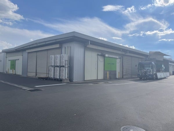 青果販売・量販店などへの販売（未経験者歓迎・要普通自動車免許）