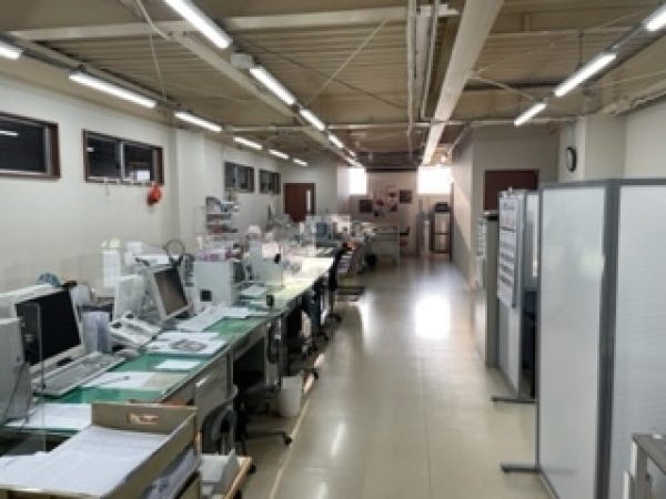 青果販売・量販店などへの販売（未経験者歓迎・要普通自動車免許）