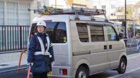 電気通信での交通誘導警備