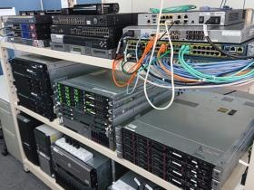 社内研修で使用するサーバーです