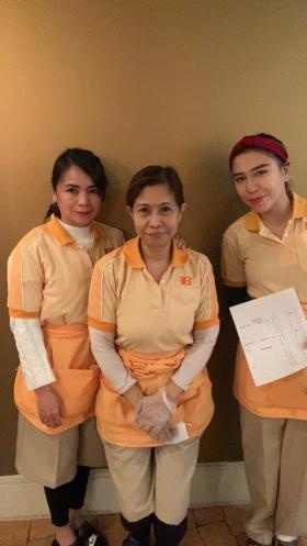 ホテル客室清掃のみなさん