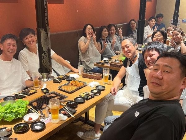 皆で楽しく飲み会！