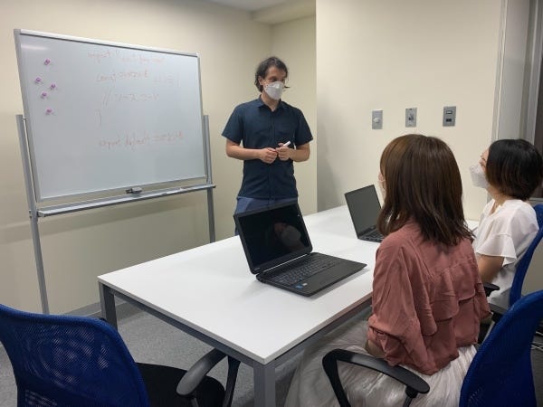 社員同士の勉強会も開催中！スキルUP可能！