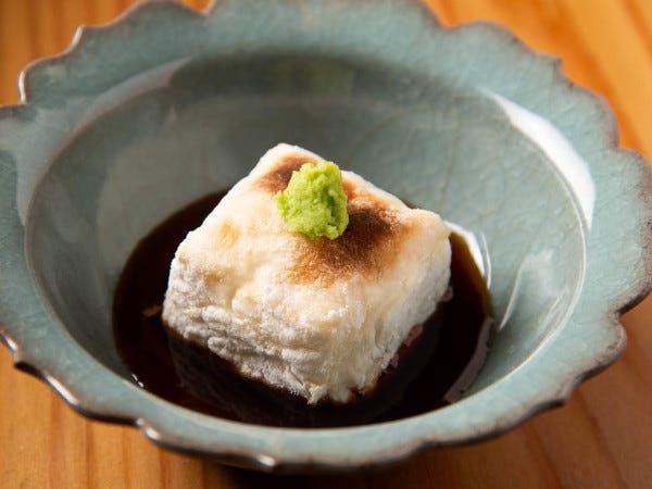 焼き鳥店ホールスタッフ・焼き鳥店のホールスタッフ（フリーター歓迎）