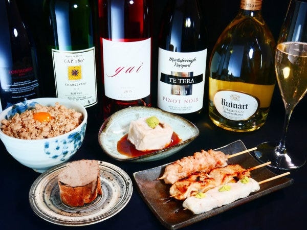 焼き鳥店ホールスタッフ・焼き鳥店のホールスタッフ（フリーター歓迎）