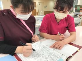 職員：看護（２）