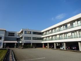 この地で、住み慣れた街での皆さんの暮らしを支えます。