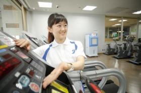 トレーニングルームの利用者をサポート