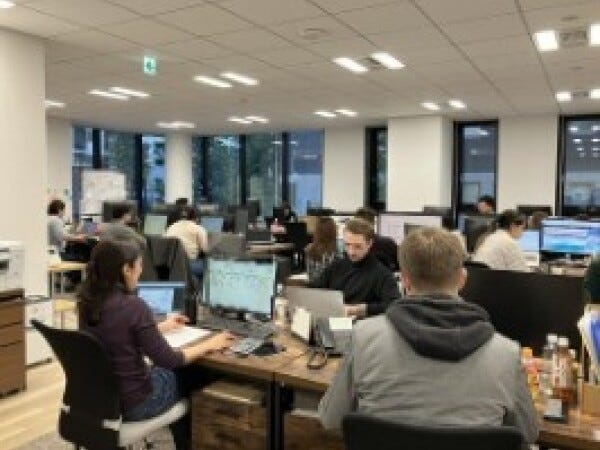 インターナショナルな環境のオフィスで一緒にお仕事しませんか。