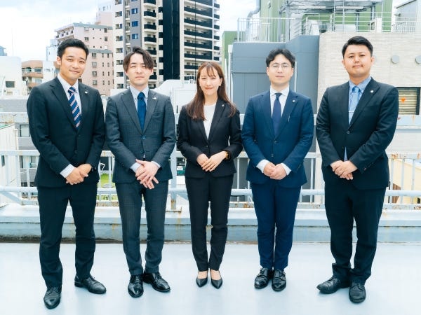 関わる支店のメンバーたちです。社内法務としてサポートします。