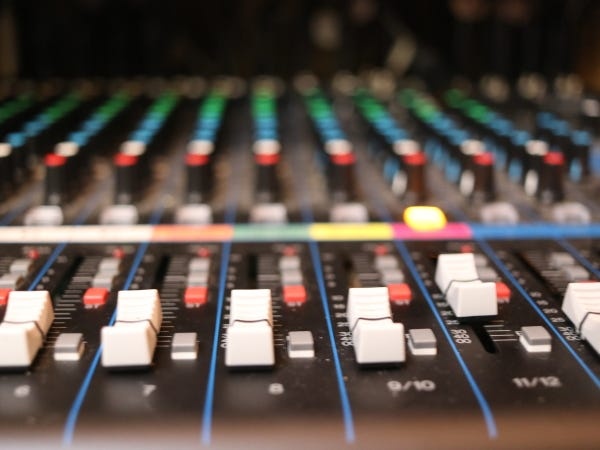 ブライダル音響・ブライダルの音響オペレーター（未経験OK）